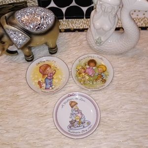 Precious Moments Mothers Day Glass Plates decor collectibles
